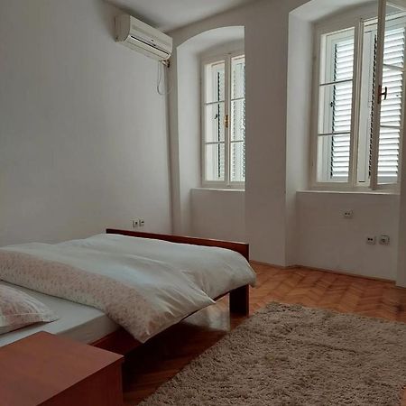 Apartment Agata Herceg Novi Bagian luar foto