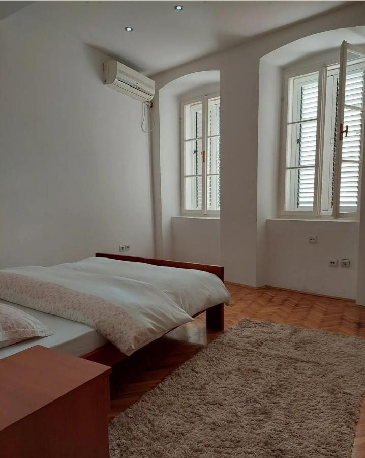 Apartment Agata Herceg Novi Bagian luar foto